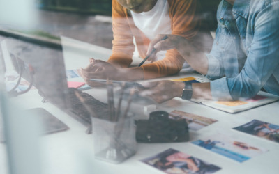 Im Vergleich: KI Website vs. professionelle Website